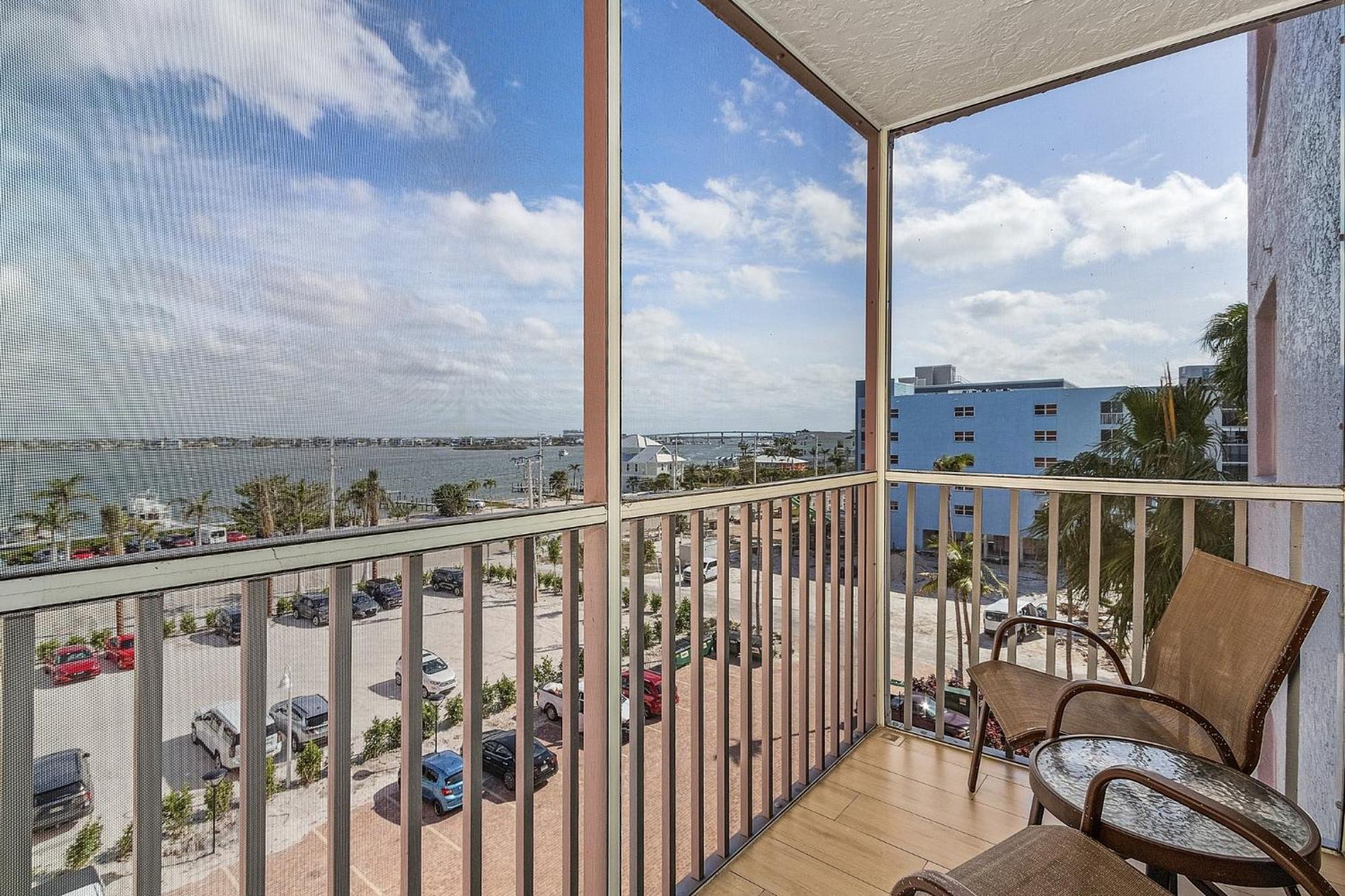 Welcome To Beach Villa'S # 406 Vacation Rental - 250 Estero Blvd Condo Fort Myers Beach Esterno foto