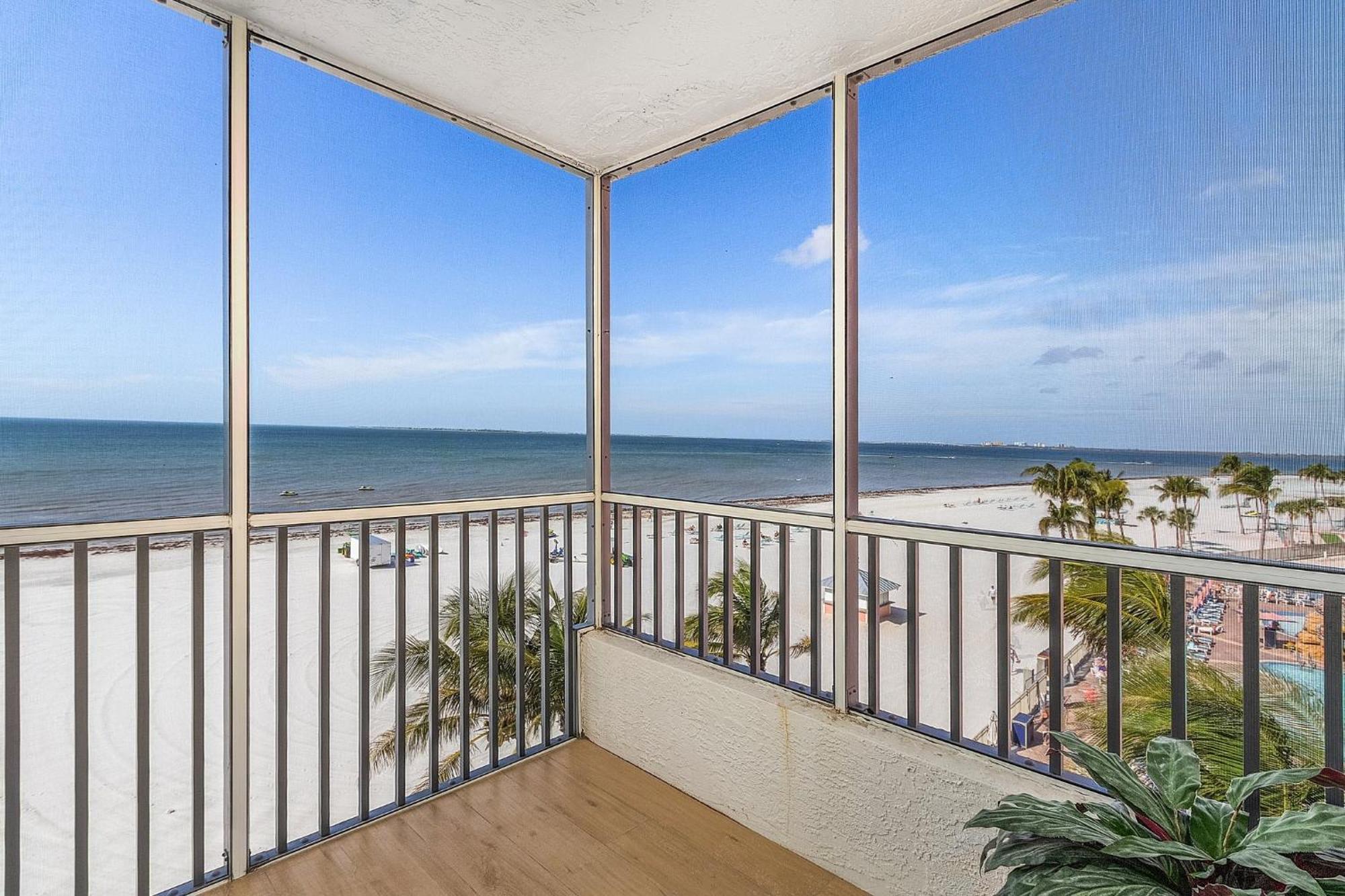 Welcome To Beach Villa'S # 406 Vacation Rental - 250 Estero Blvd Condo Fort Myers Beach Esterno foto